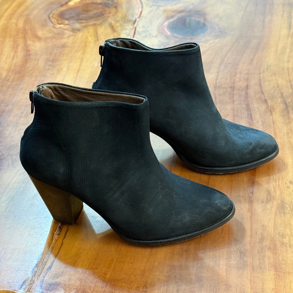 Rachel Comey Women's Suede Ankle Boots 71/2 7.5 zip Wooden Heel